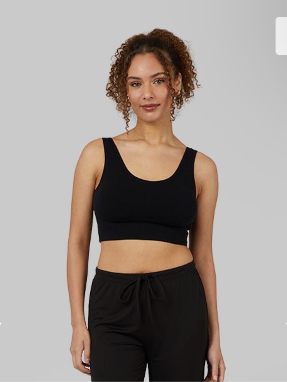 32 Cool Scoop Neck Lounge Bra